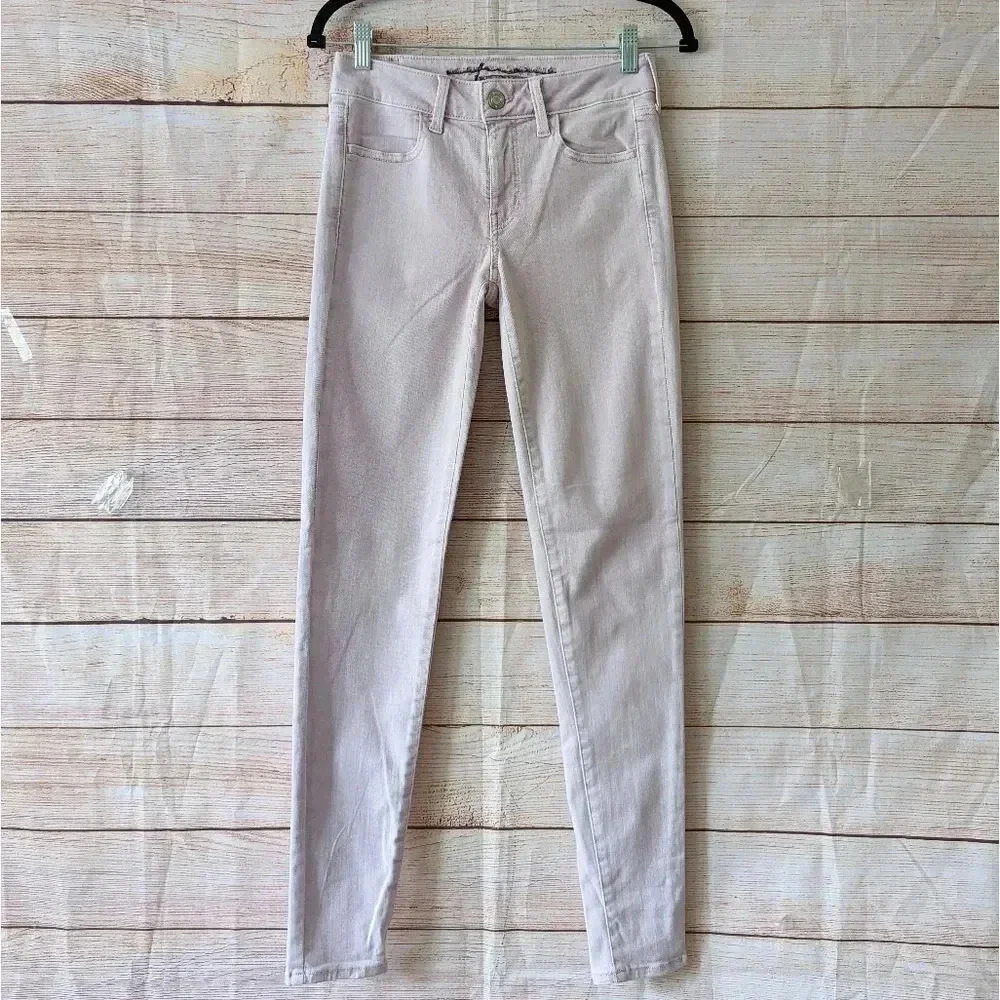 American Eagle Next Level Stretch Jegging Jeans Size 6L Light Pink Slim Leg